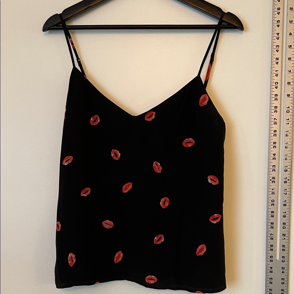 L'AGENCE Black Camisole with Red Lip Print